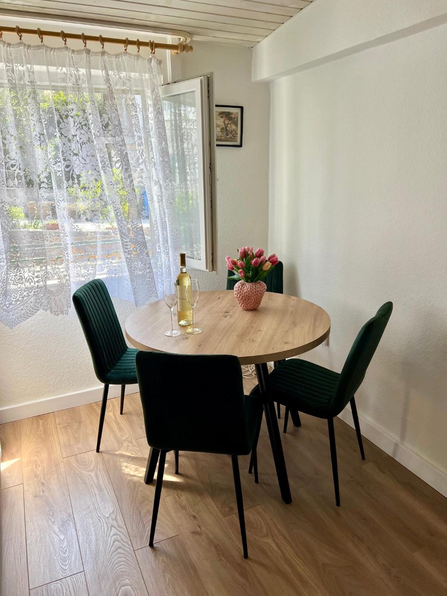 Apartment Jole Ražanj Extérieur photo